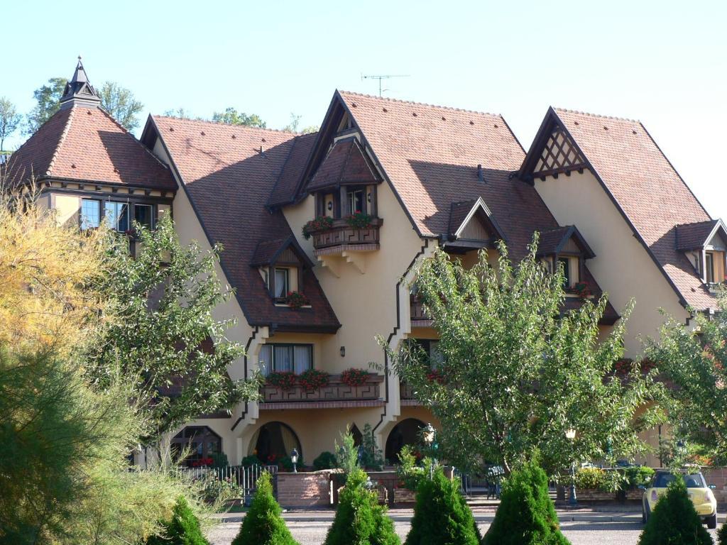 Hotel Le Mandelberg Mittelwihr Exterior photo